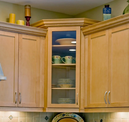 corner kitchen cabinet wall