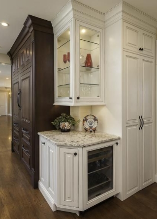 outside corner kitchen cabinet